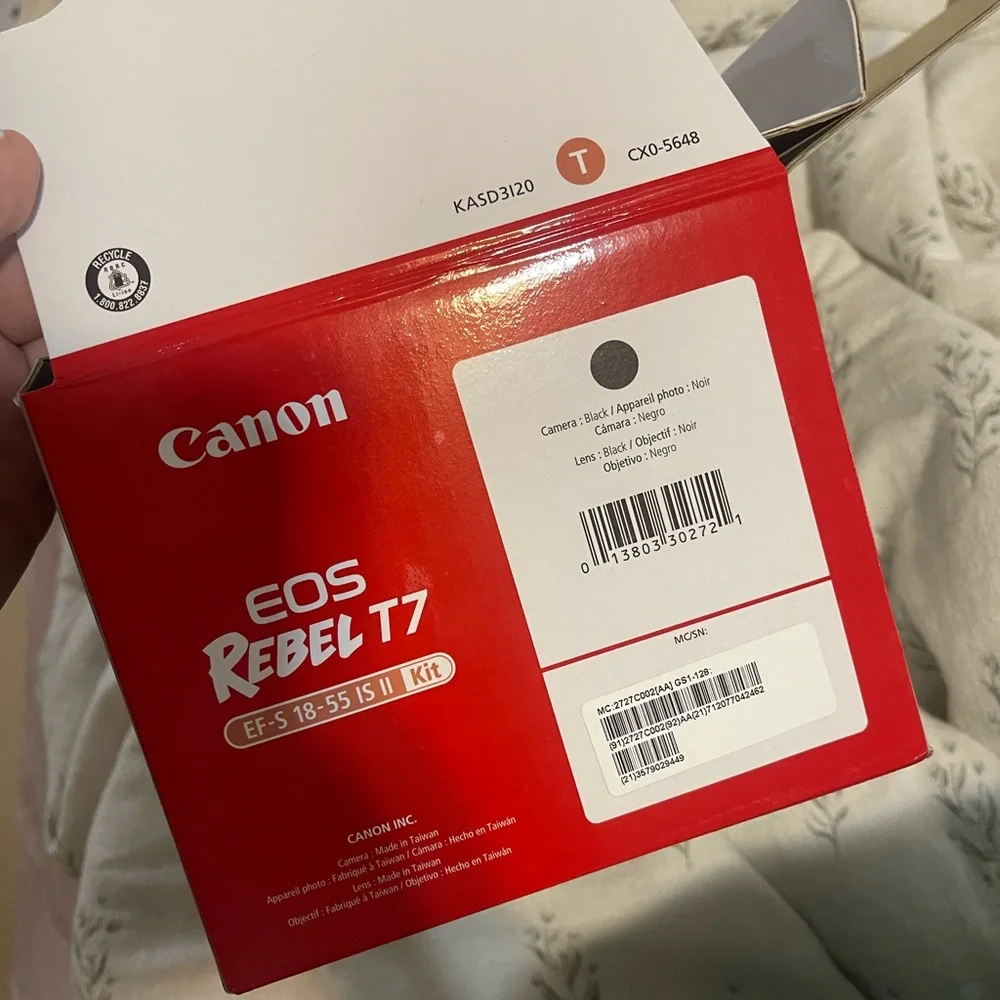 Canon Black DSLR Camera T7 kit